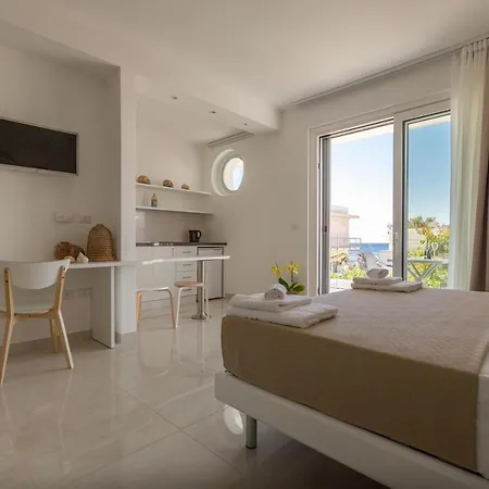 Stella Del Mare Residence Torre Pali Exterior photo
